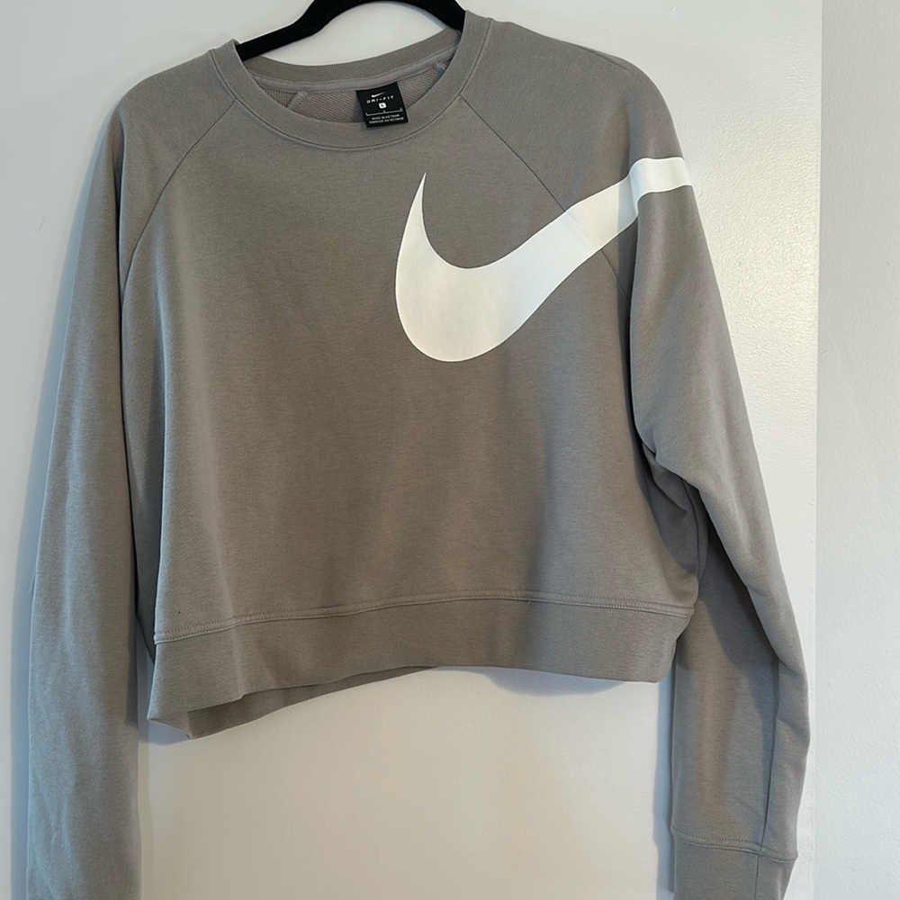 Nike cropped sweatshirt